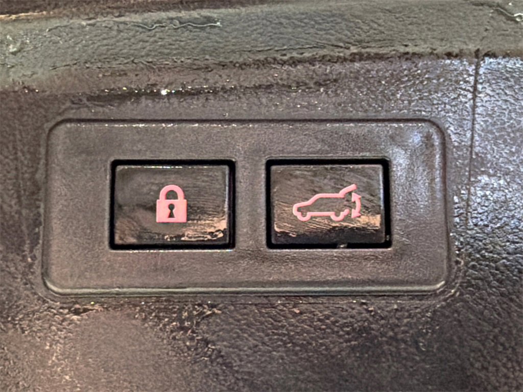 Used 2022 Subaru Outback Touring image 21