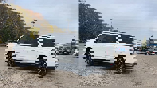 New 2026 Chevrolet Suburban RST w/ Comfort Package image 6