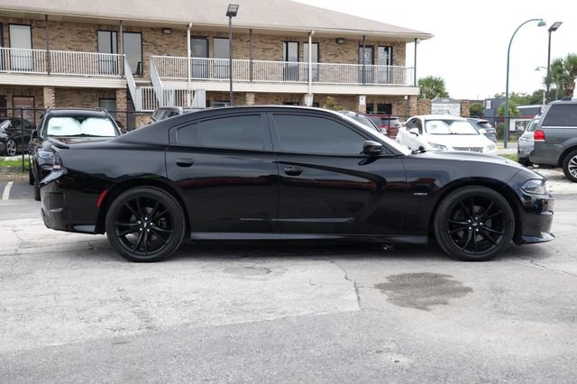Used 2018 Dodge Charger R/T w/ Beats Audio Group RWD image 16