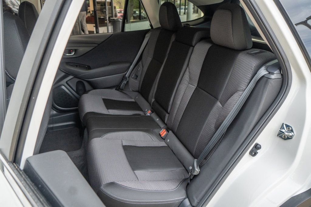 Used 2025 Subaru Outback Premium w/ Popular Package #1 image 17