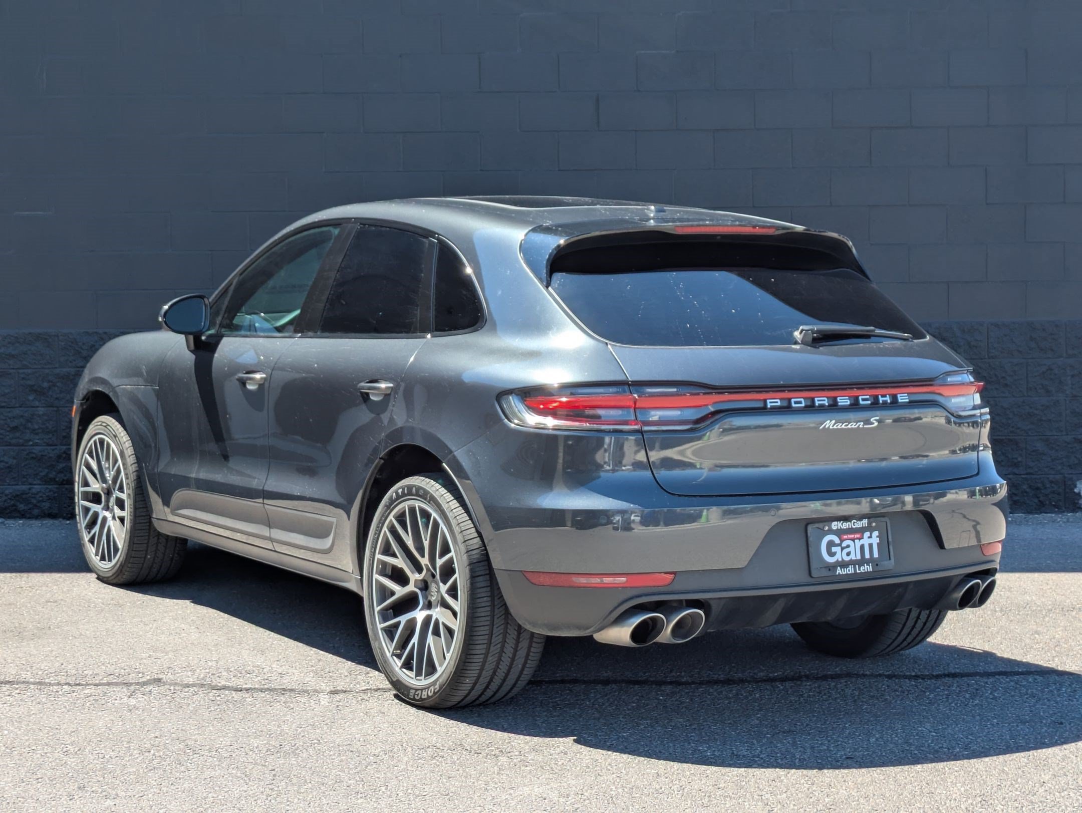 Used 2020 Porsche Macan S AWD/4WD image 7