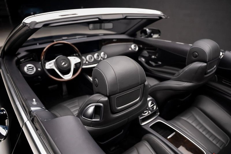 Used 2018 Mercedes-Benz S 560 Cabriolet image 63