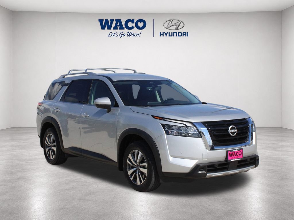 Used 2023 Nissan Pathfinder SL