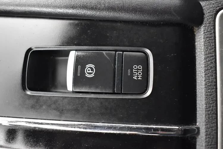 Used 2024 Mitsubishi Outlander FWD image 33