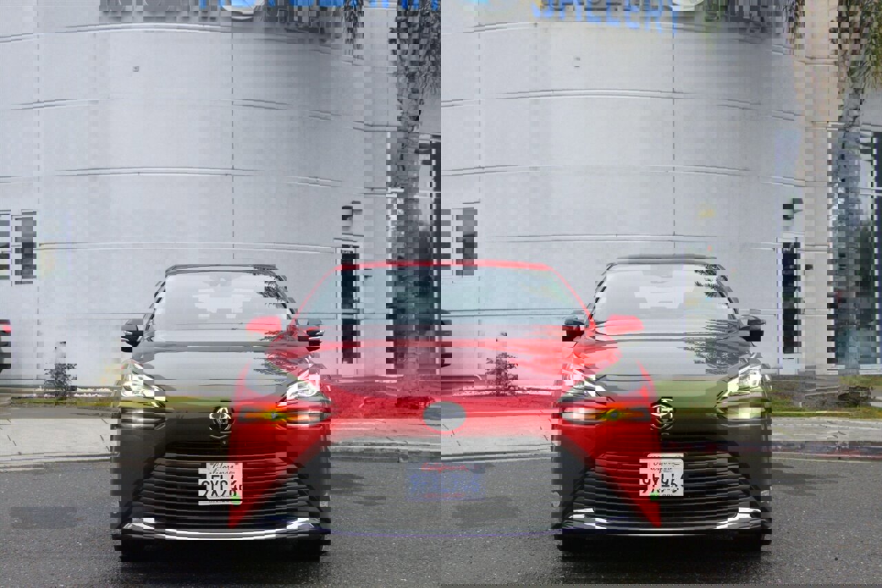 Used 2023 Toyota Mirai XLE w/ Advanced Technology Package image 2