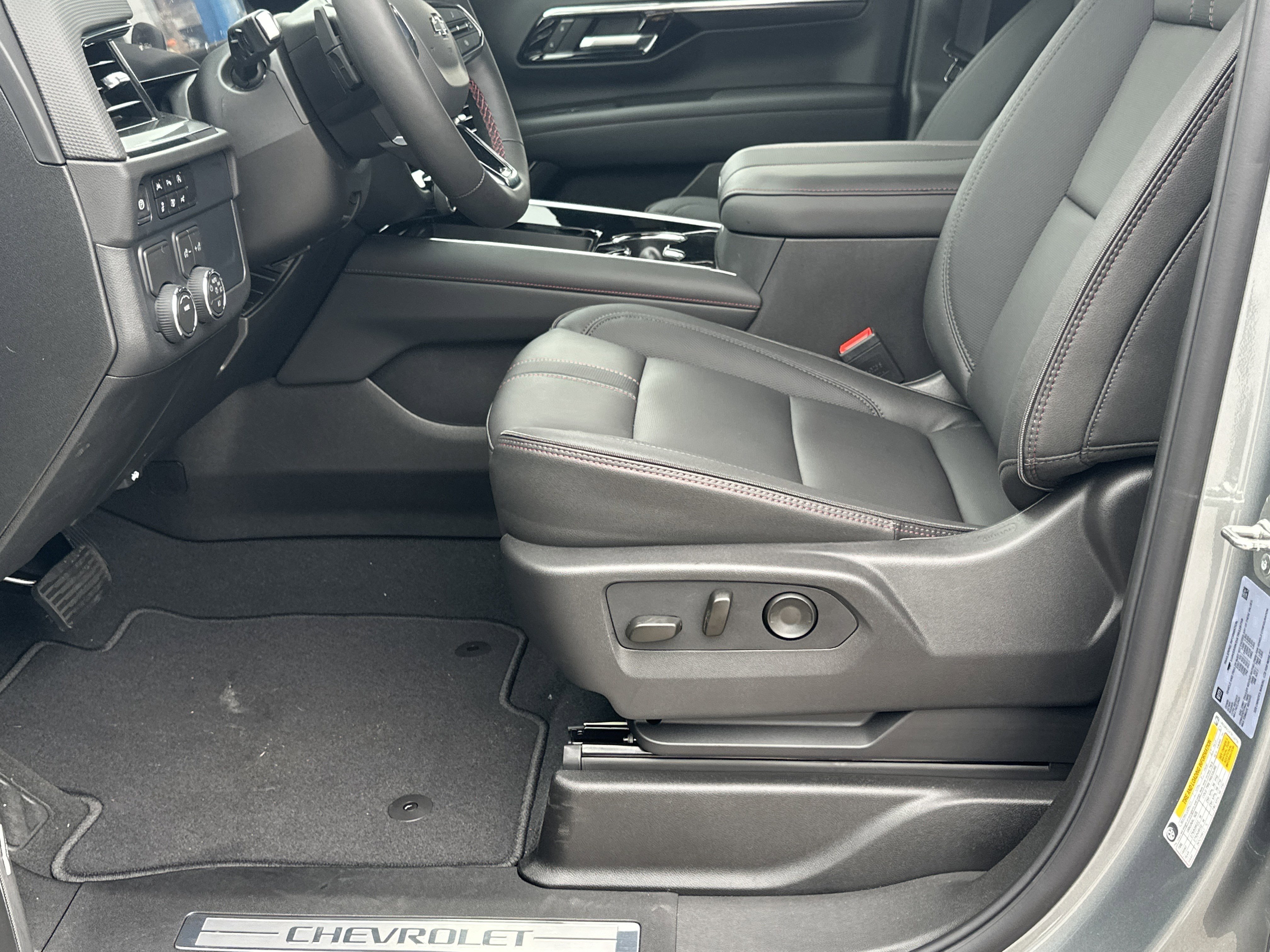 New 2026 Chevrolet Tahoe RST w/ Comfort Package image 9