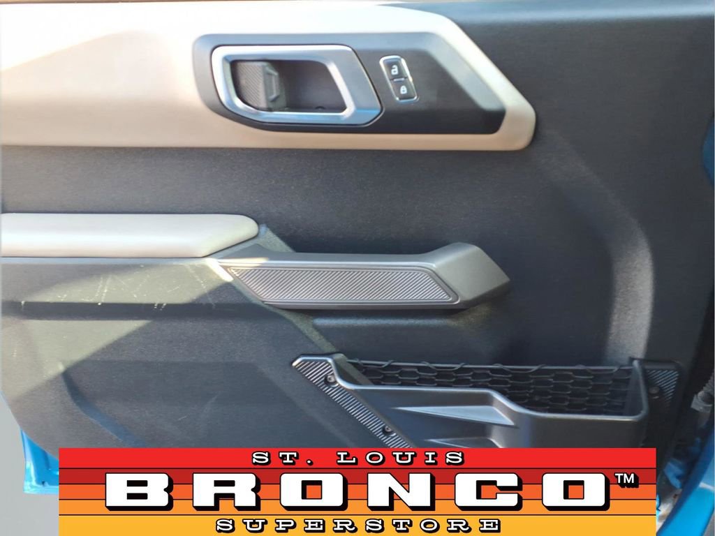 Used 2022 Ford Bronco Wildtrak AWD/4WD image 16
