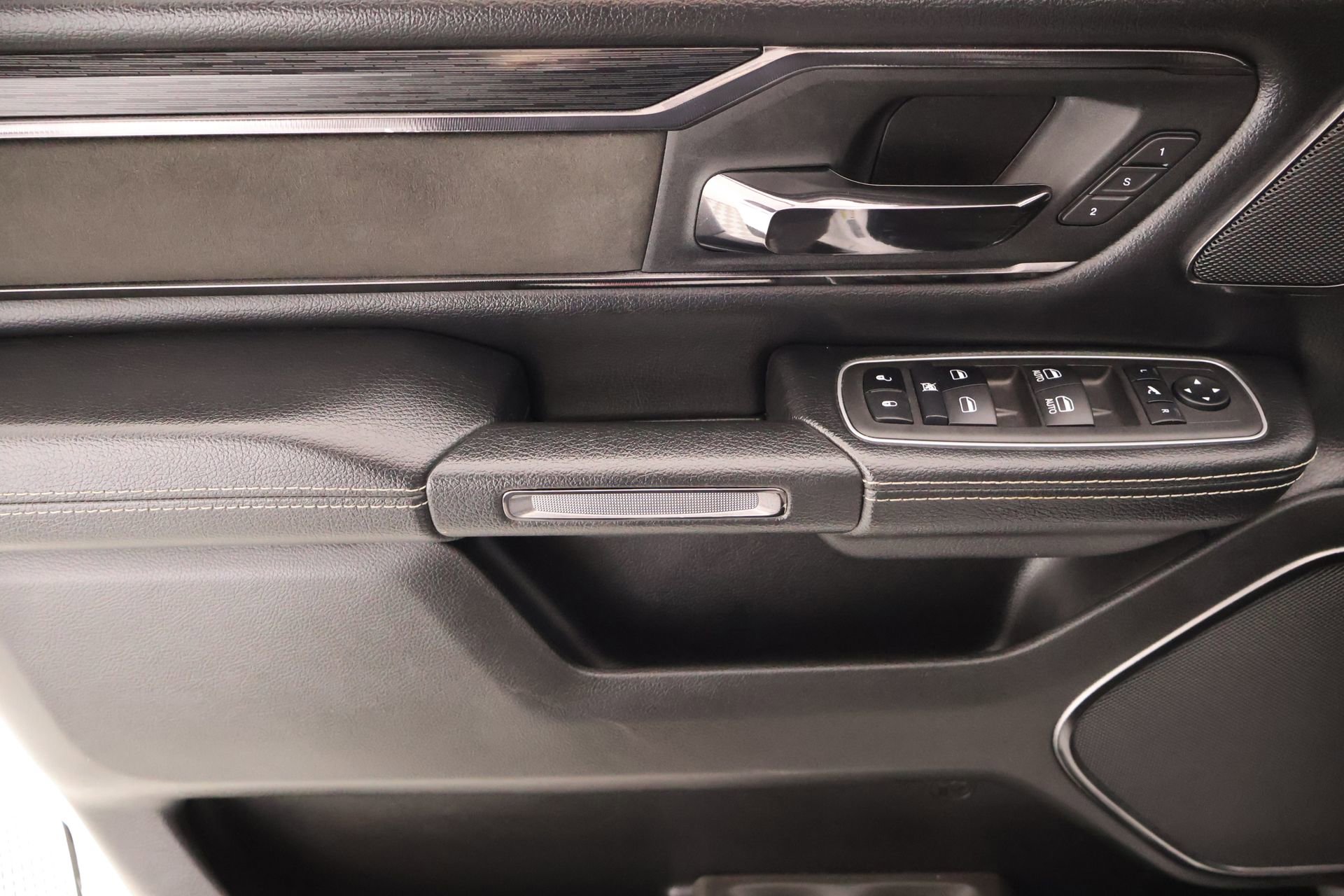 Used 2023 RAM 1500 Rebel w/ Rebel Level 2 Equipment Group AWD/4WD image 18