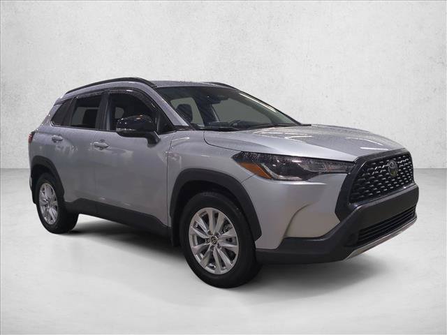 Certified 2025 Toyota Corolla Cross LE FWD image 3
