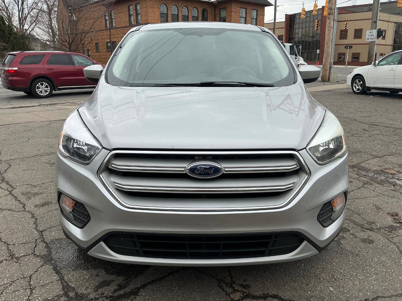 Used 2017 Ford Escape SE image 8