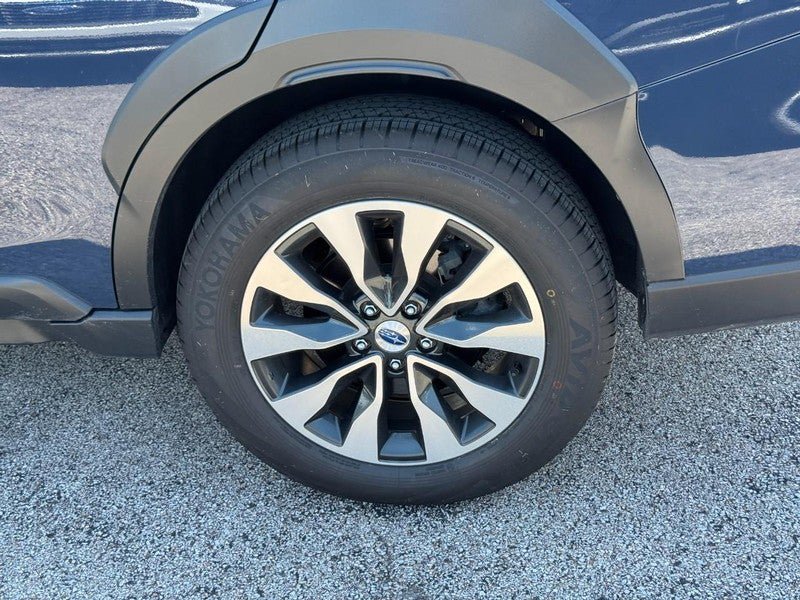 Used 2024 Subaru Outback Limited AWD/4WD image 7