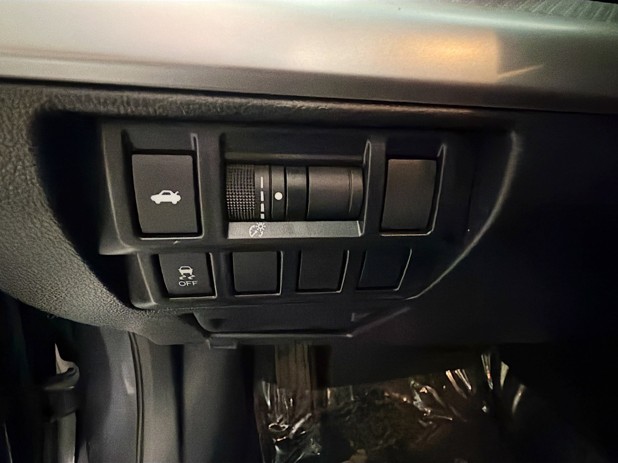 Used 2018 Subaru Legacy 2.5i Premium AWD/4WD image 17