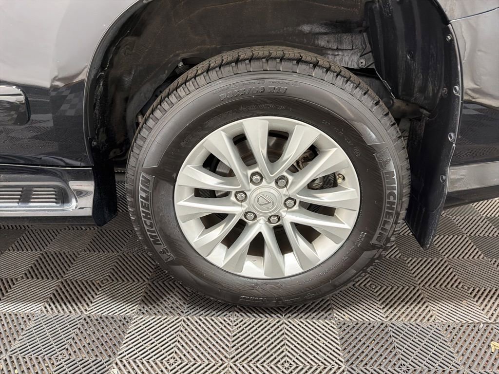 Used 2019 Lexus GX 460 Premium w/ Premium Package AWD/4WD image 34