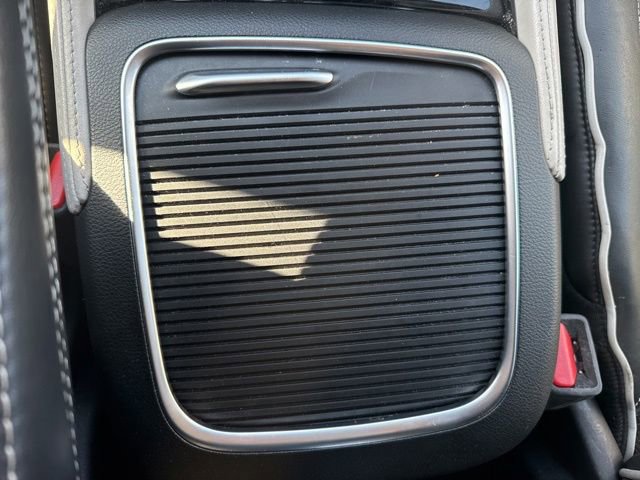 Used 2024 Chrysler Pacifica Limited image 24