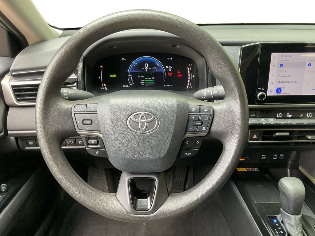 Used 2025 Toyota Camry LE FWD image 17
