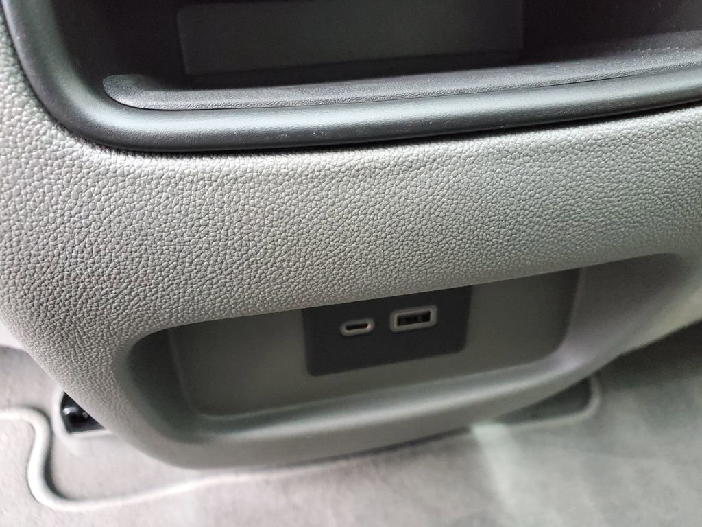 Certified 2023 Cadillac XT5 Premium Luxury w/ LPO, Floor Liner Package image 42