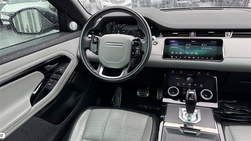 Used 2020 Land Rover Range Rover Evoque R-Dynamic HSE AWD/4WD image 18
