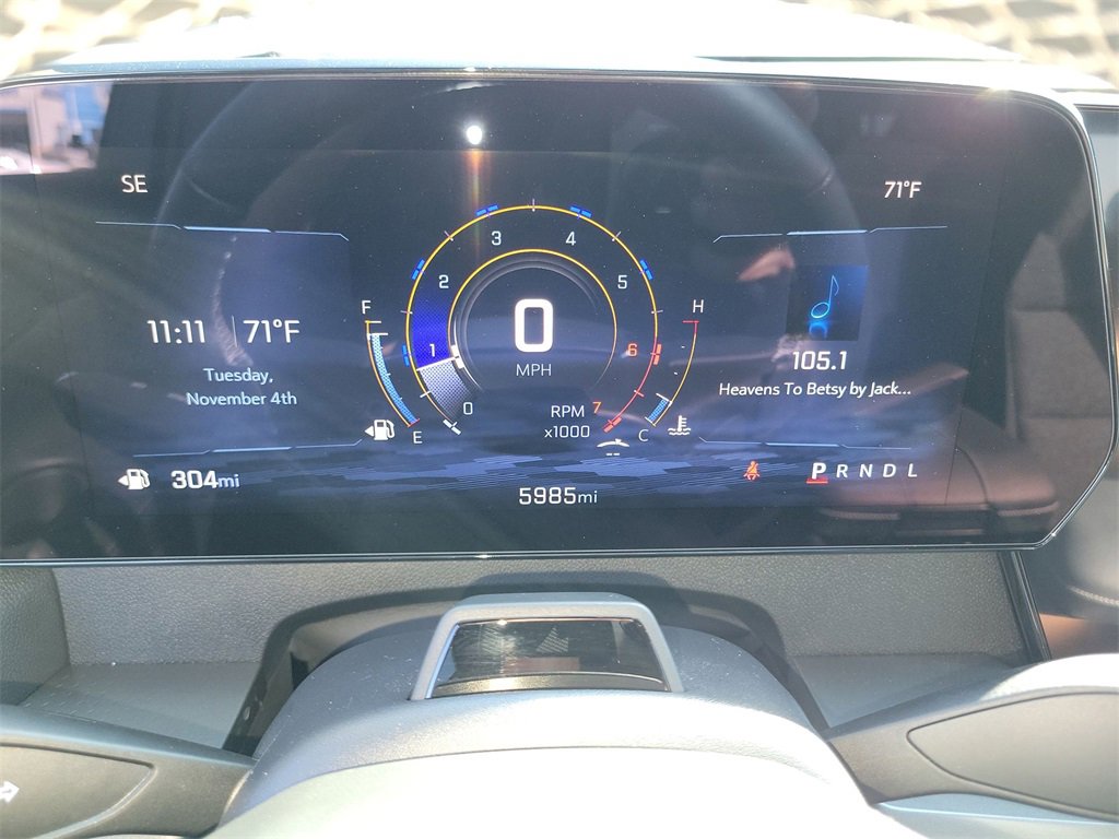 Used 2025 Chevrolet Traverse LT w/ Enhanced Driving Package image 12