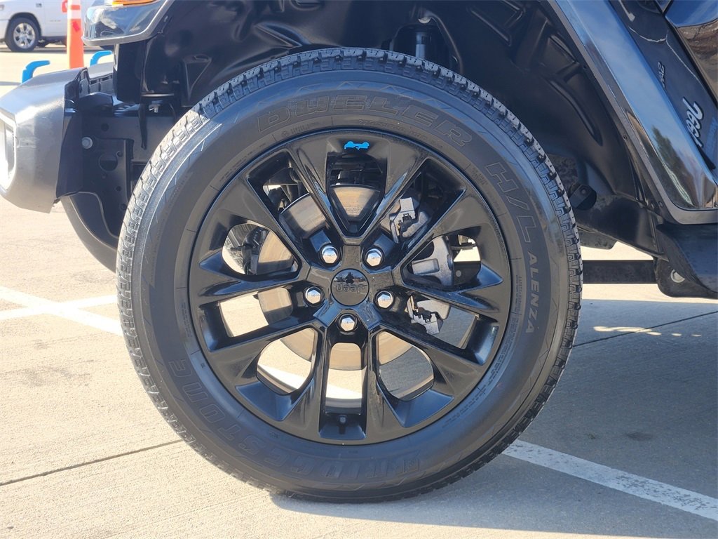 Used 2022 Jeep Wrangler Unlimited Sahara image 13