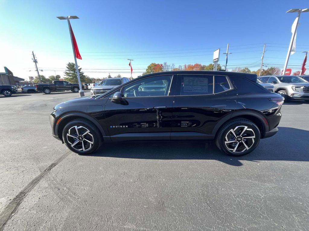 New 2026 Chevrolet Equinox EV LT image 4