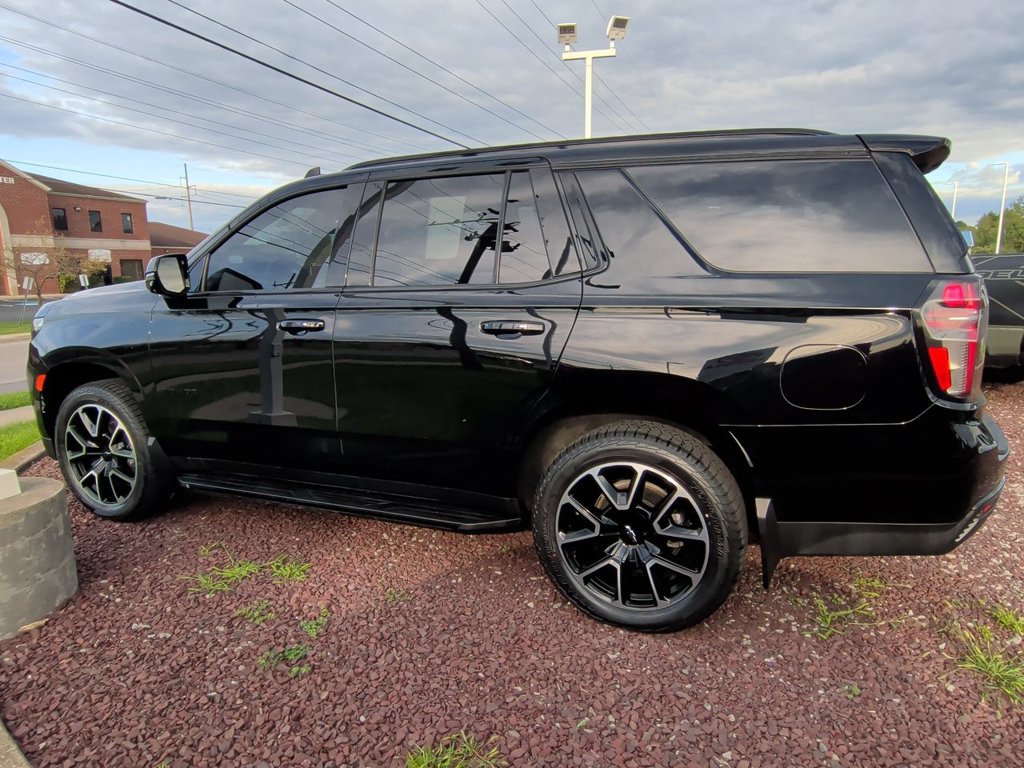 Used 2023 Chevrolet Tahoe RST w/ Luxury Package AWD/4WD image 5