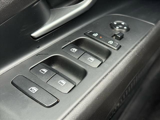Used 2024 Hyundai Elantra SEL image 17