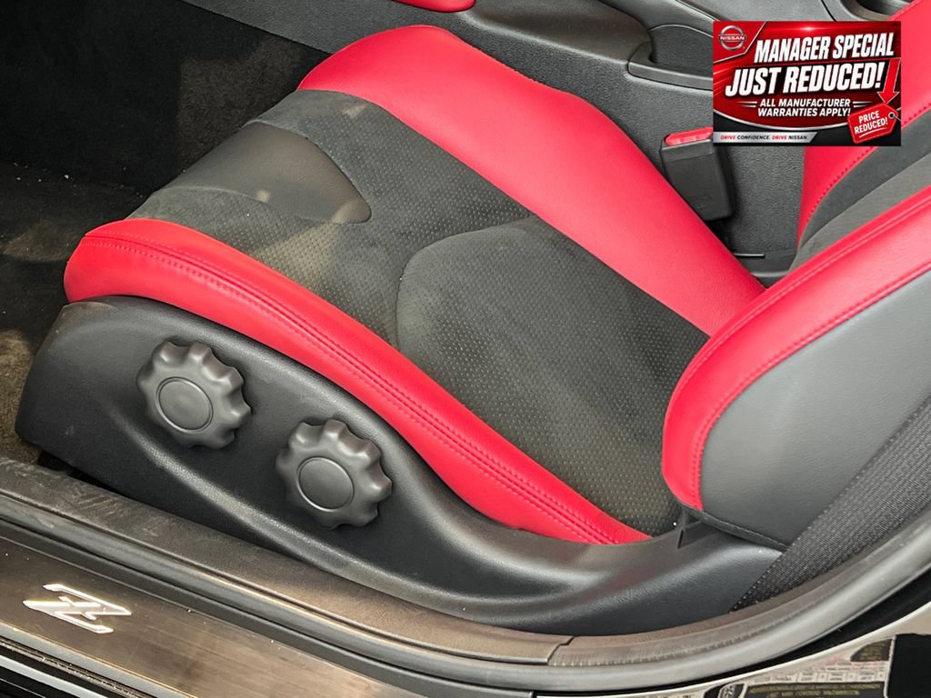 New 2025 Nissan Z Performance w/ Floor Mat Package RWD image 5