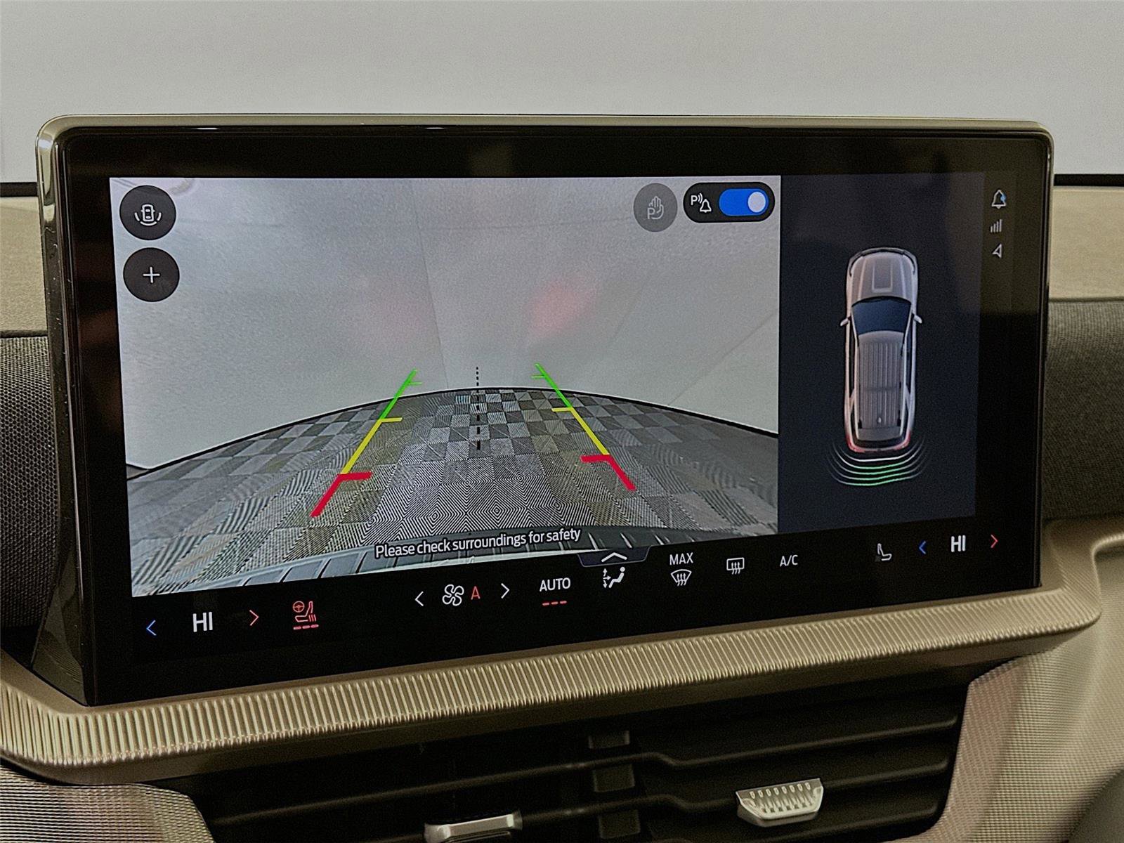 New 2026 Ford Explorer Active w/ Active Comfort Package image 6