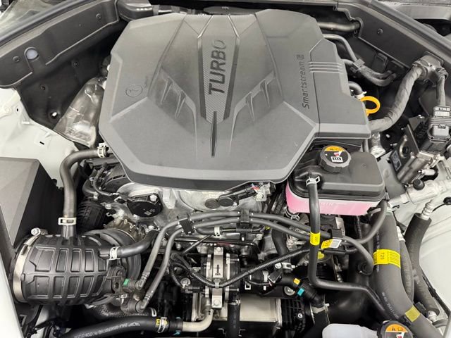 Used 2026 Genesis G70 2.5T Prestige image 9