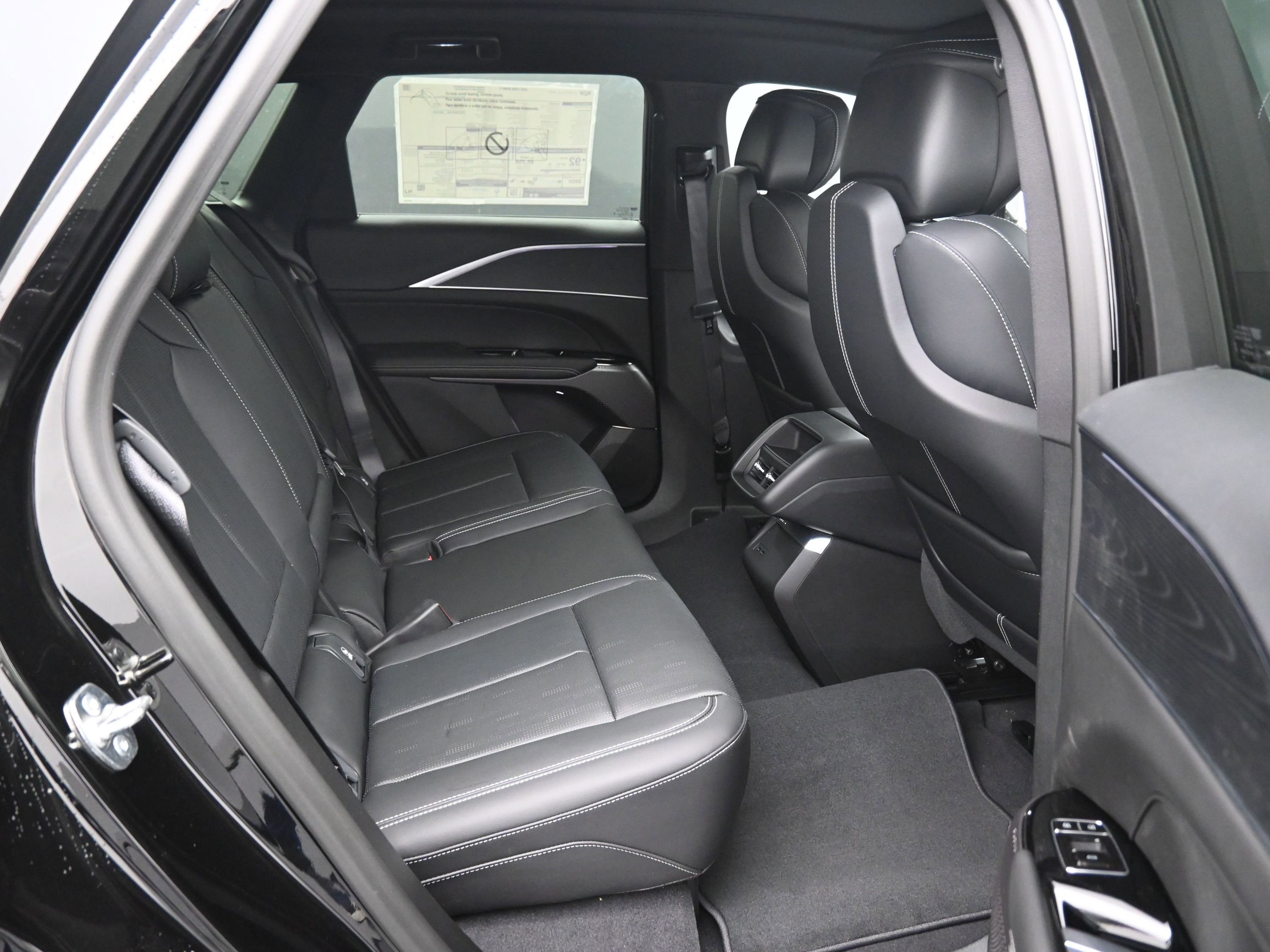 New 2025 Cadillac Lyriq Sport image 12