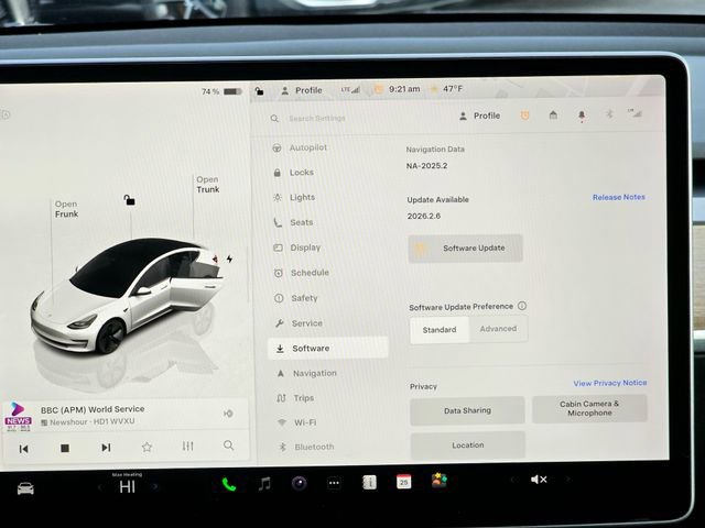 Used 2023 Tesla Model 3 Standard Range image 34