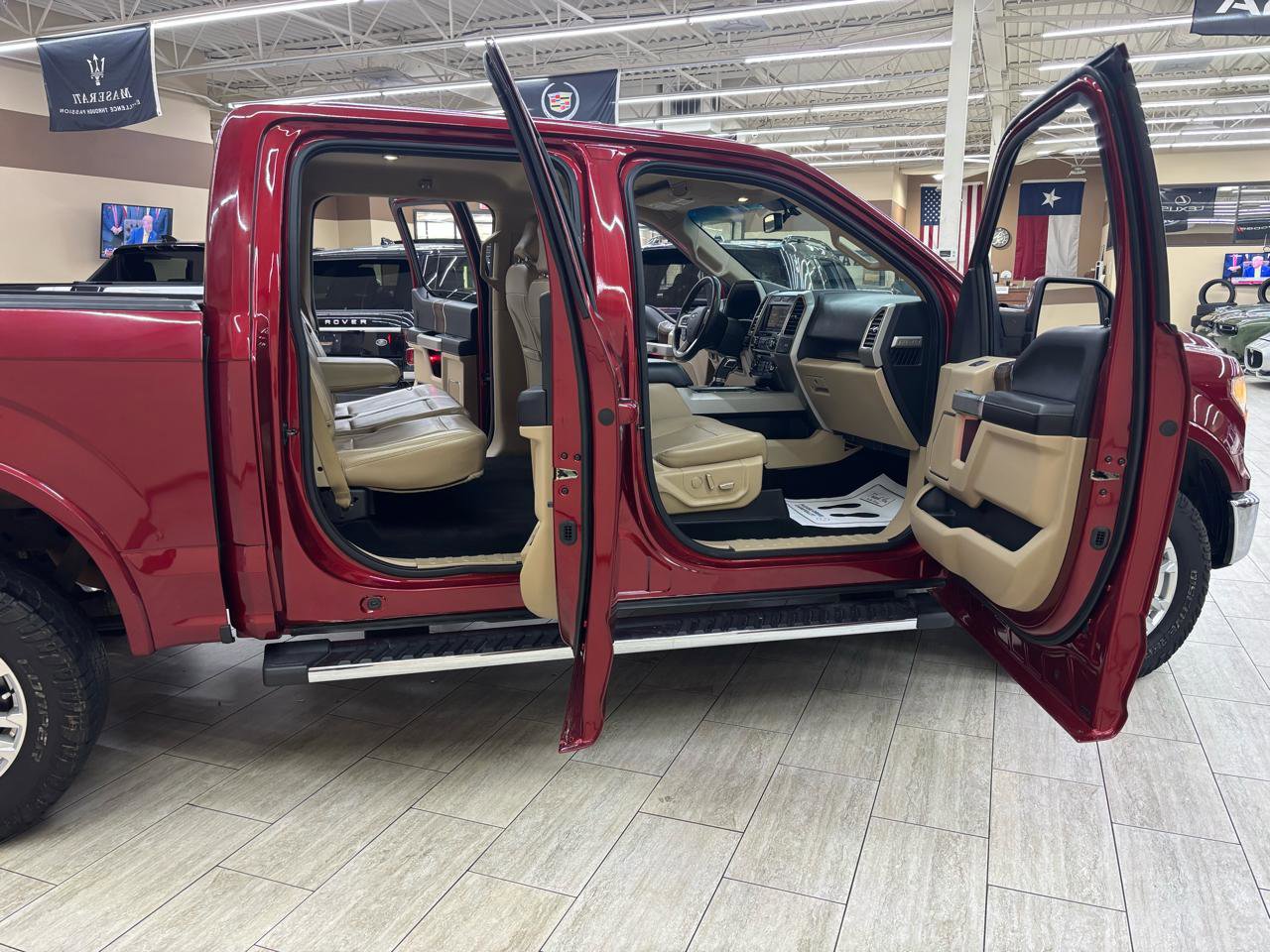Used 2015 Ford F150 Lariat w/ Equipment Group 501A Mid AWD/4WD image 19