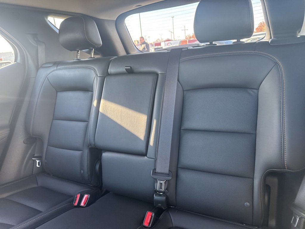 Used 2021 Chevrolet Equinox Premier image 22