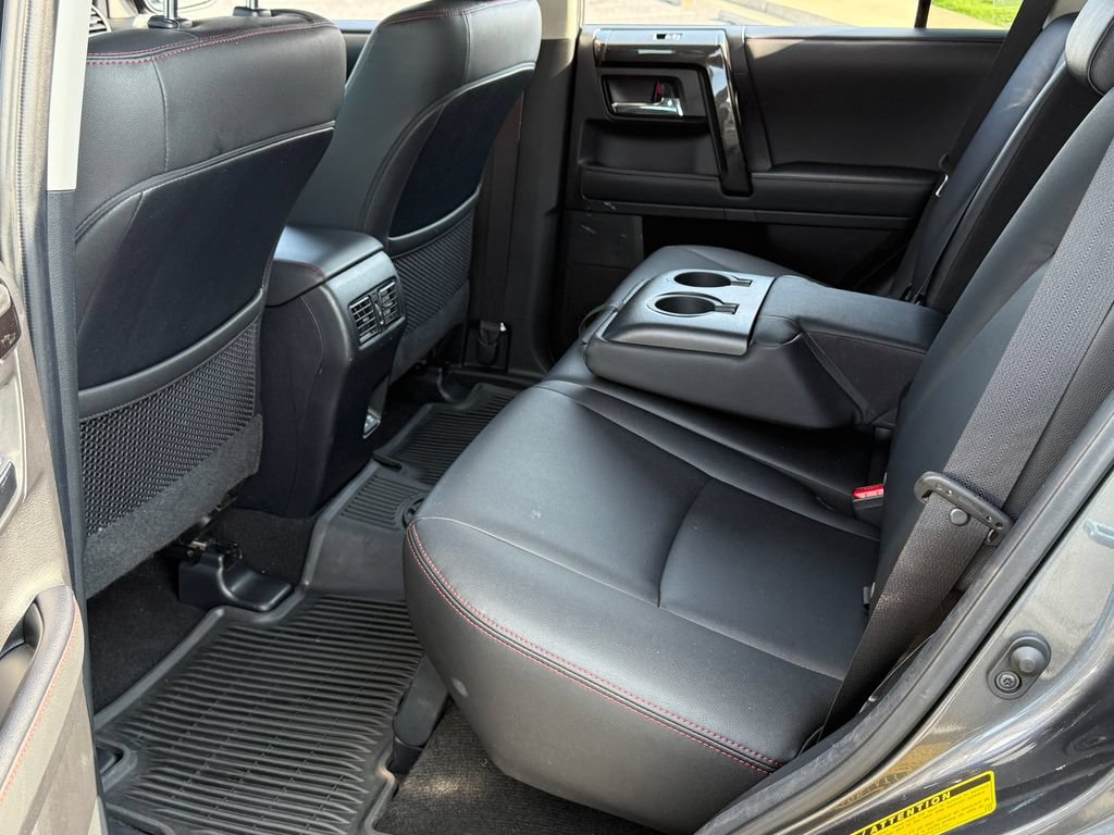 Used 2020 Toyota 4Runner TRD Off-Road Premium w/ Moonroof Package AWD/4WD image 25