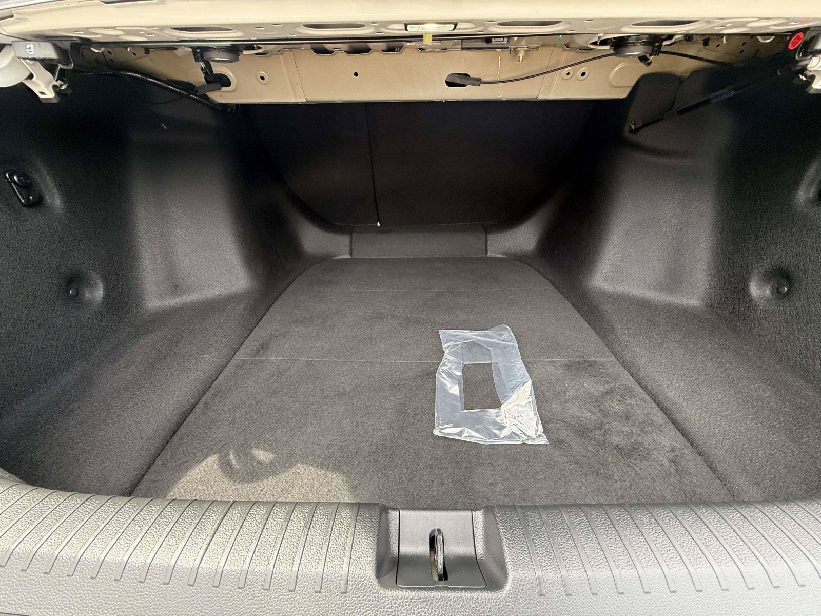 Certified 2025 Honda Accord SE image 16