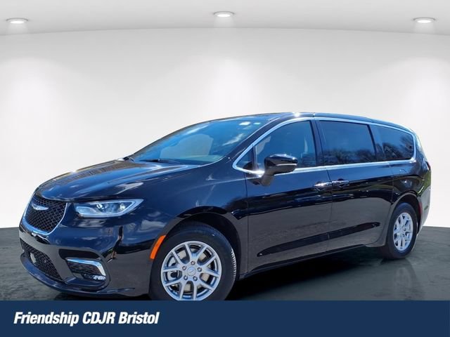 New 2026 Chrysler Pacifica Select FWD image 1