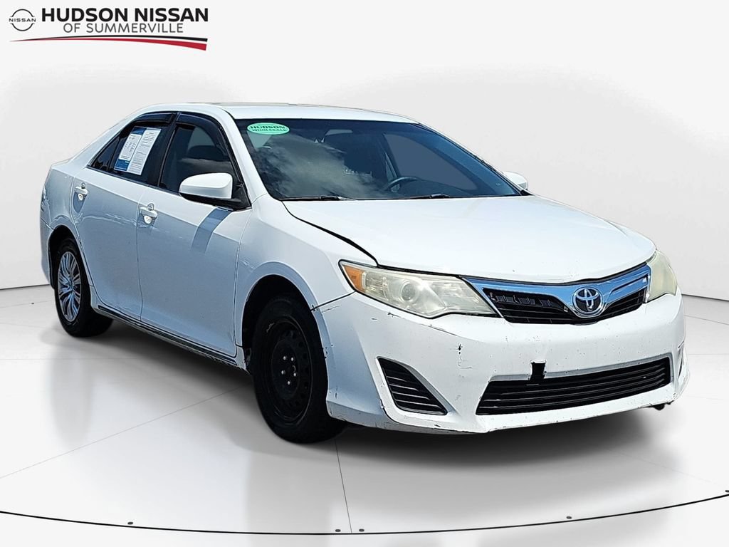Used 2014 Toyota Camry LE