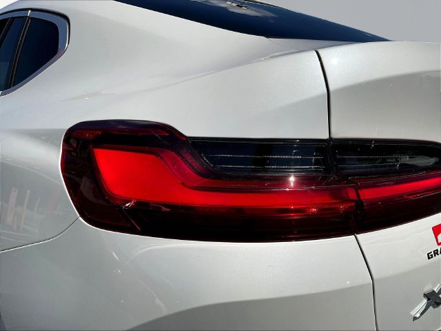 Used 2023 BMW X4 xDrive30i w/ Premium Package AWD/4WD image 25