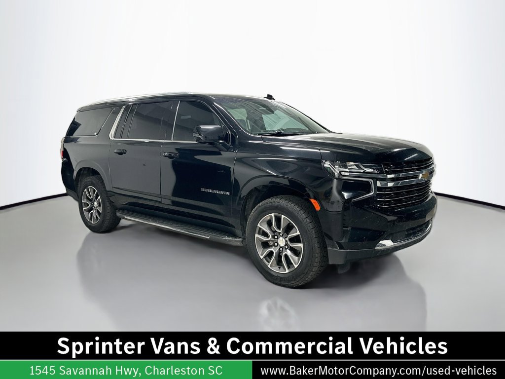Used 2021 Chevrolet Suburban LT w/ Luxury Package RWD image 7