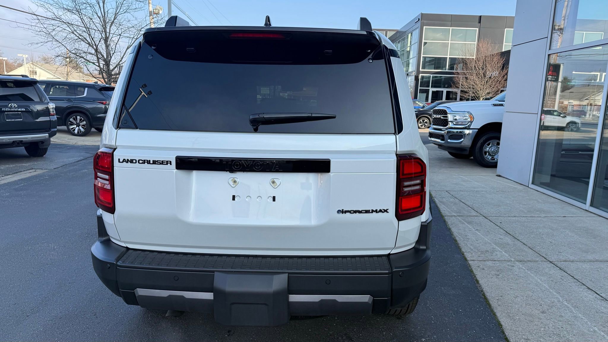 Used 2025 Toyota Land Cruiser image 10