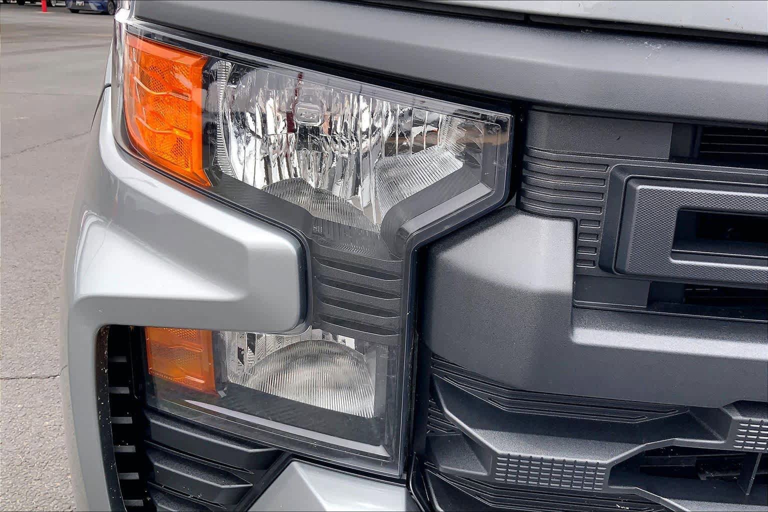 Used 2024 Chevrolet Silverado 1500 Custom AWD/4WD image 28