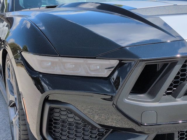 New 2026 Ford Mustang GT Premium w/ GT Performance Package RWD image 9