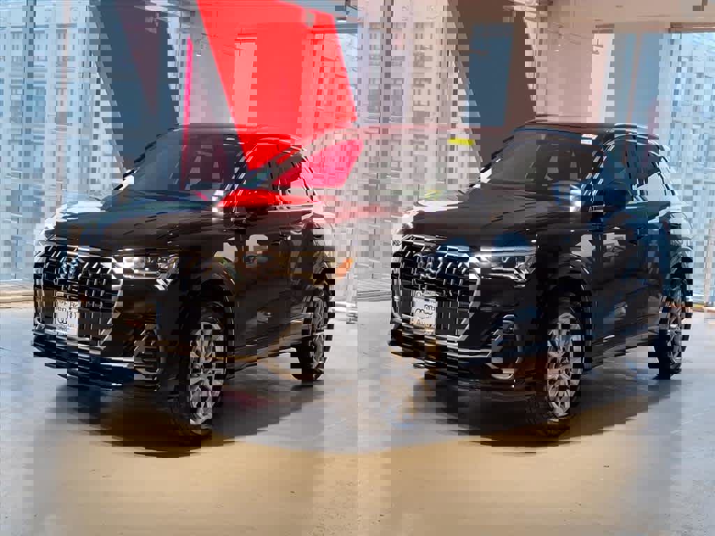 Used 2021 Audi Q3 2.0T Premium Plus image 1