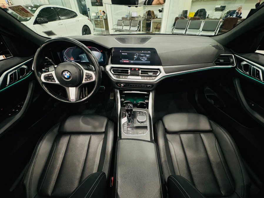 Used 2023 BMW 430i xDrive Convertible w/ M Sport Package image 25