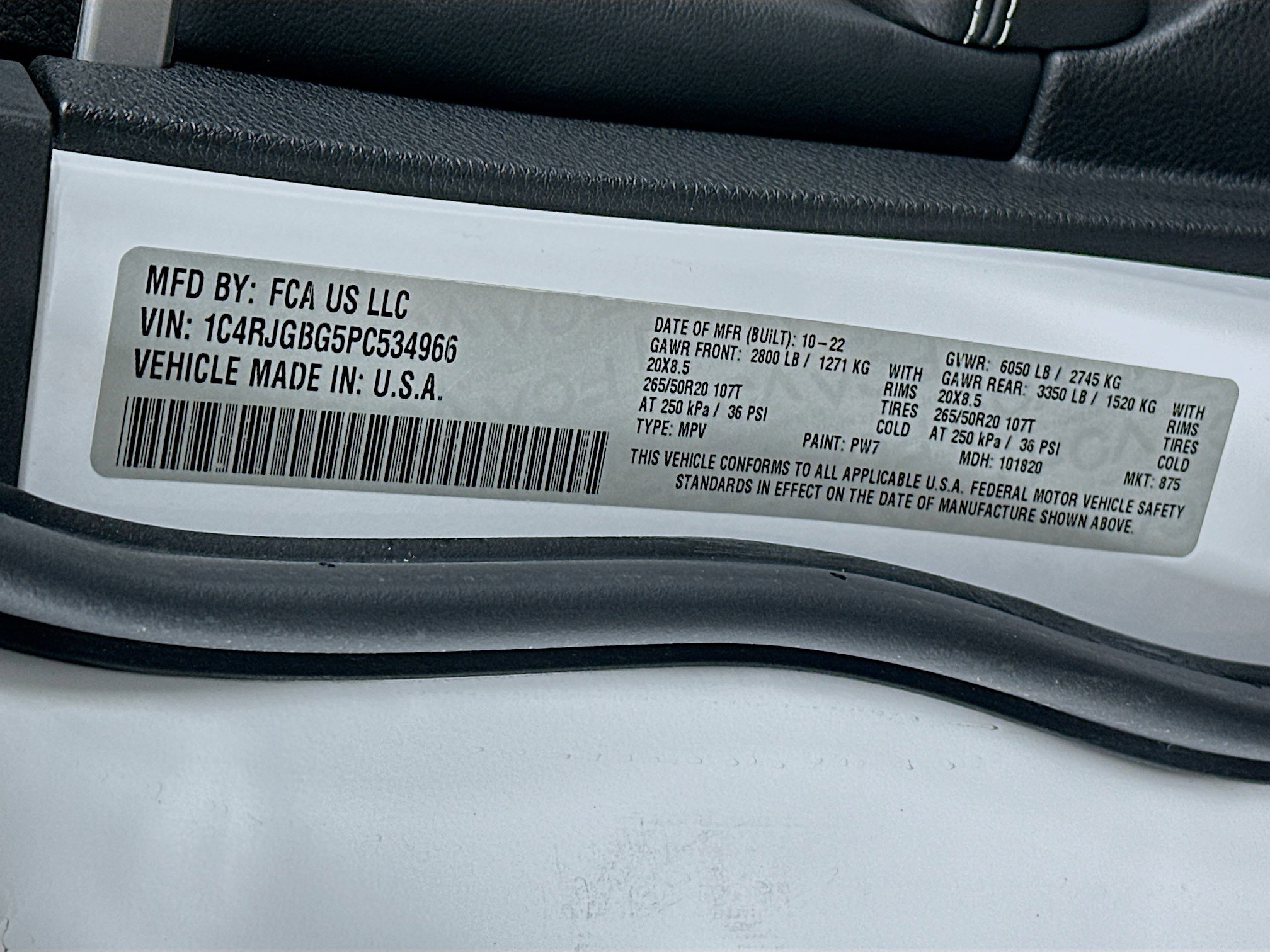 Used 2023 Jeep Grand Cherokee Limited image 12