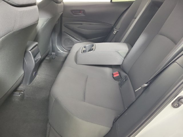 Used 2022 Toyota Corolla LE FWD image 11