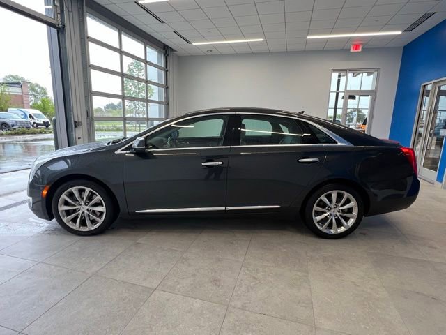 Used 2013 Cadillac XTS Luxury FWD image 8