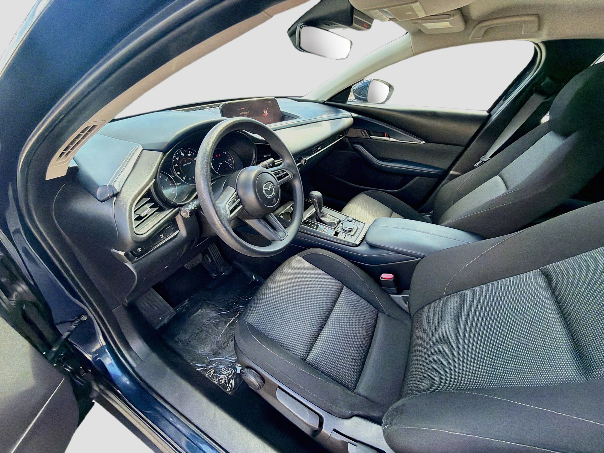 Used 2020 MAZDA CX-30 FWD image 9