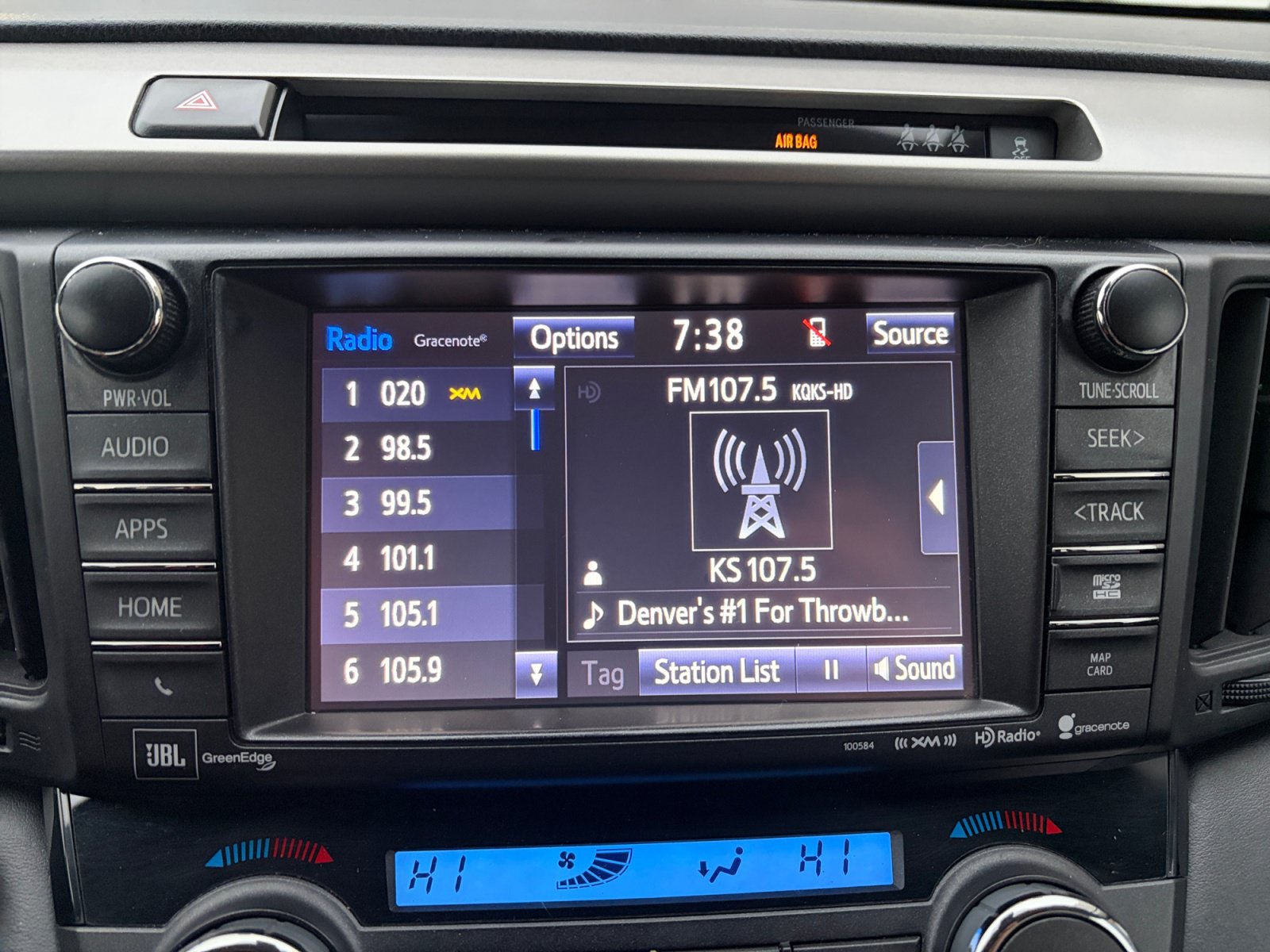 Used 2017 Toyota RAV4 Limited AWD/4WD image 21