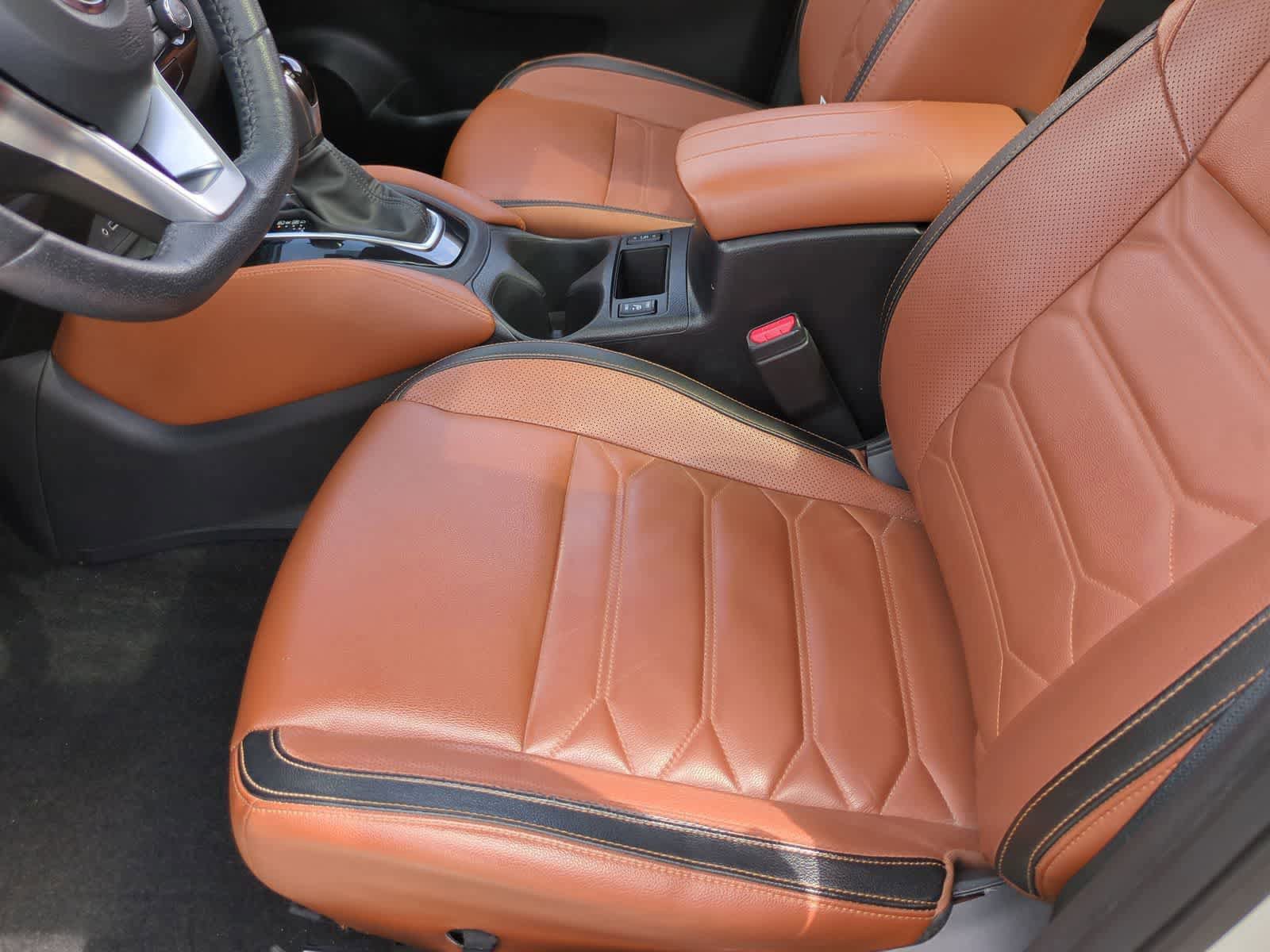 Used 2019 Nissan Rogue S AWD/4WD image 16